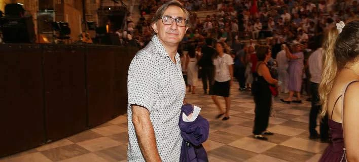 Ακης Σακελλαρίου: Νέα εξέλιξη για την κατάσταση της υγείας του ηθοποιού – Βίντεο